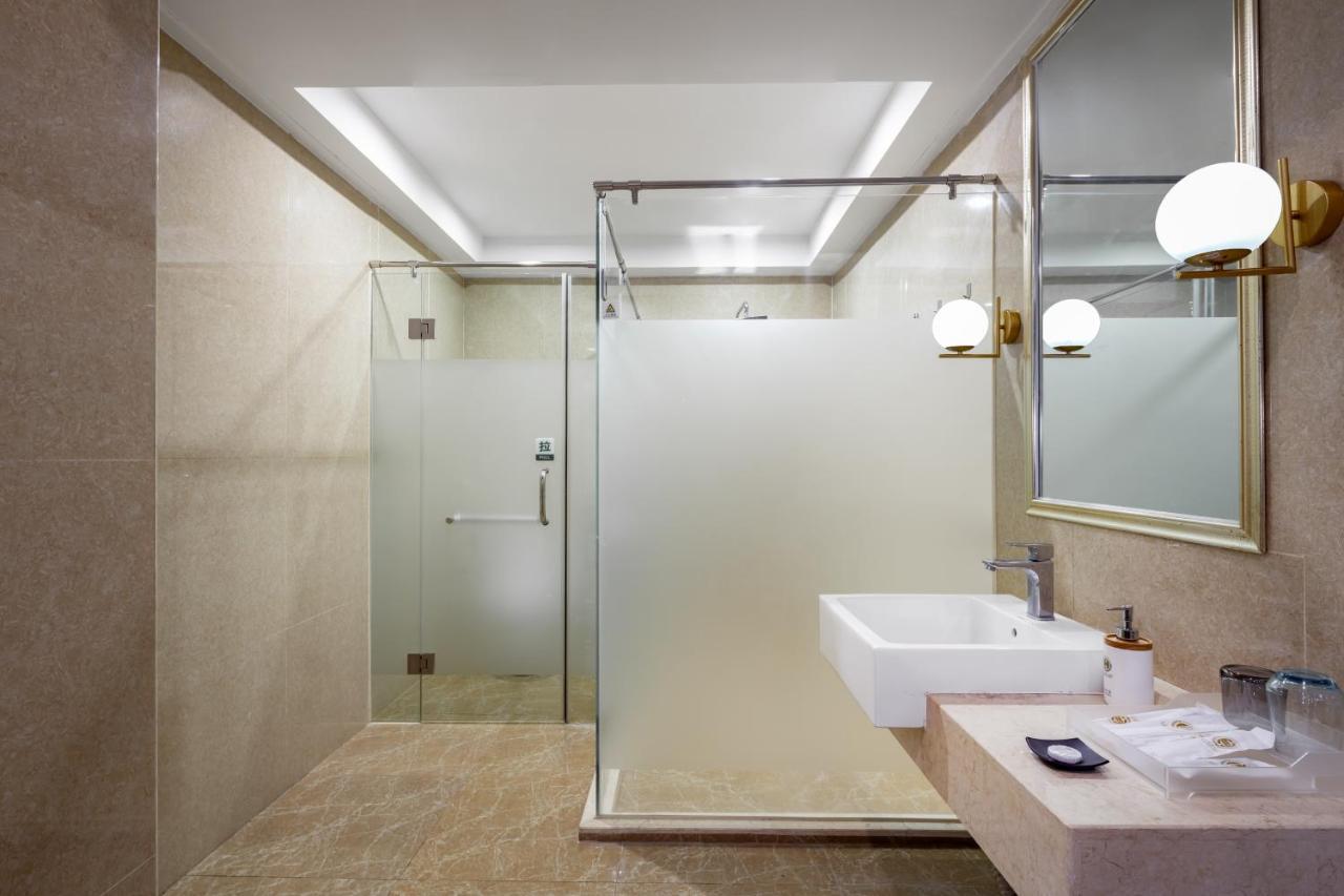 Wenhao Seaview Hotel Sanya Dış mekan fotoğraf